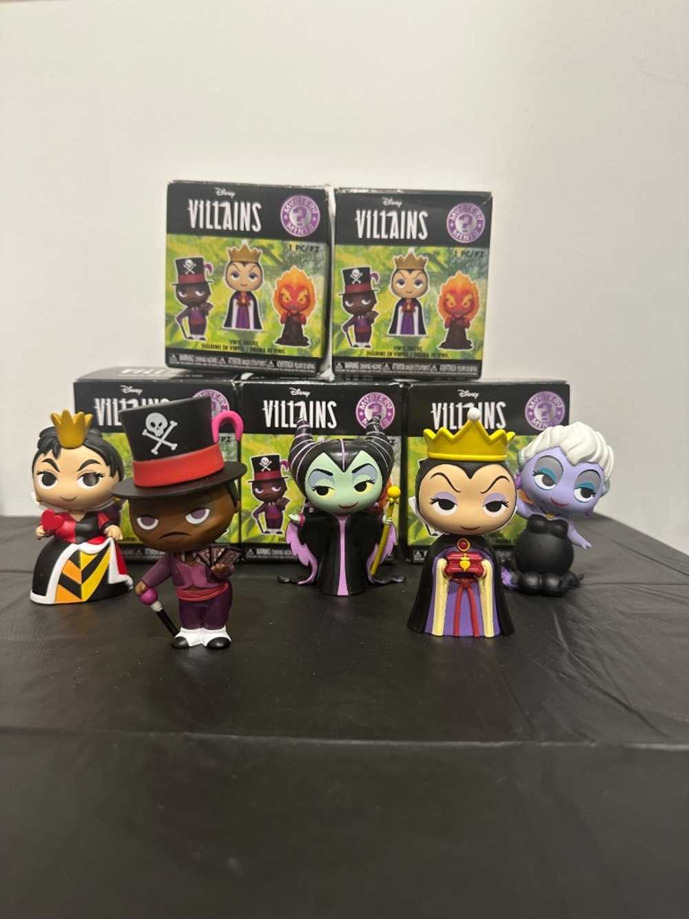 Disney Funko Mystery Minis VILLAINS Lot 5 & BOXES Maleficent Hearts Ursula Queen